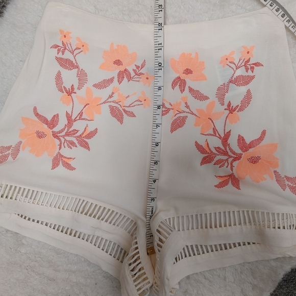 H&m floral short size 4 - Picture 9 of 14